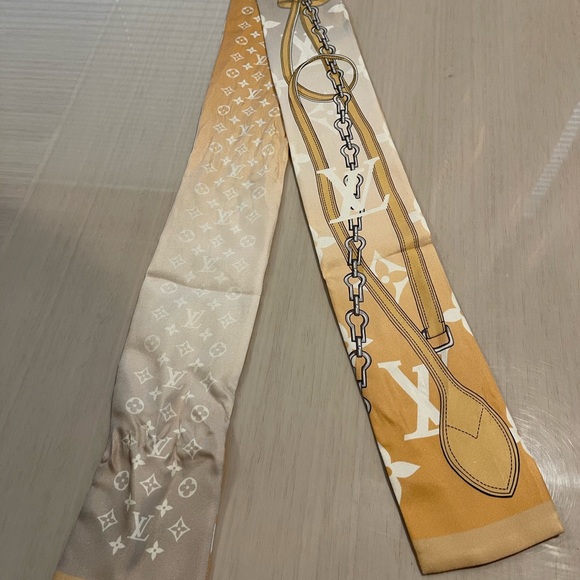 LOUIS VUITTON By The Pool Bandeau in Brume/Mist - Picture 2 of 5